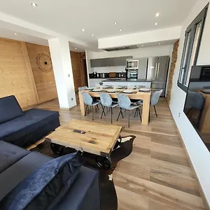  Apartment En 4 Etoiles